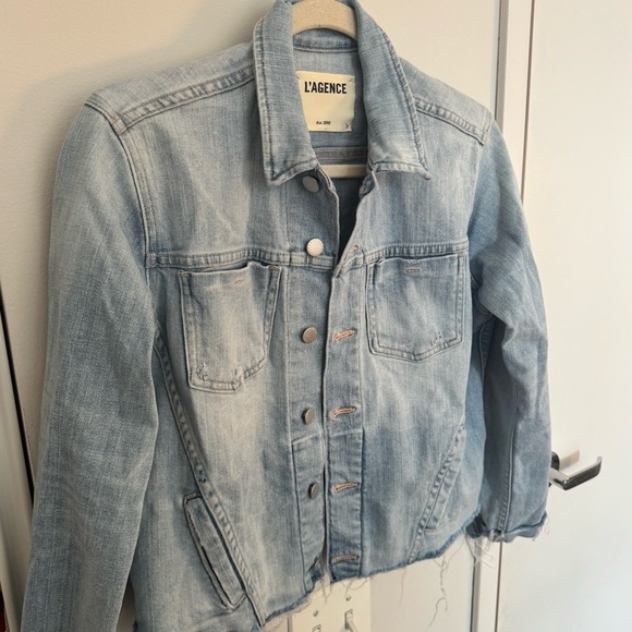 L’AGENCE Janelle denim cropped jacket - Picture 6 of 6